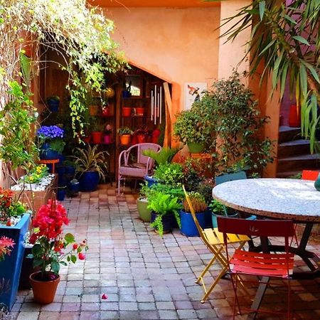 Petit Patio En Centre Ville Nîmes Exterior photo